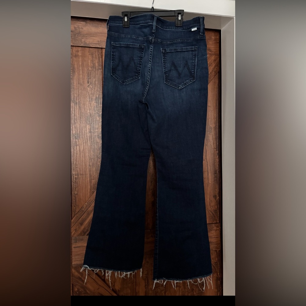MOTHER The Weekender Fray. Dark Indigo Flare Jeans - Picture 3 of 7